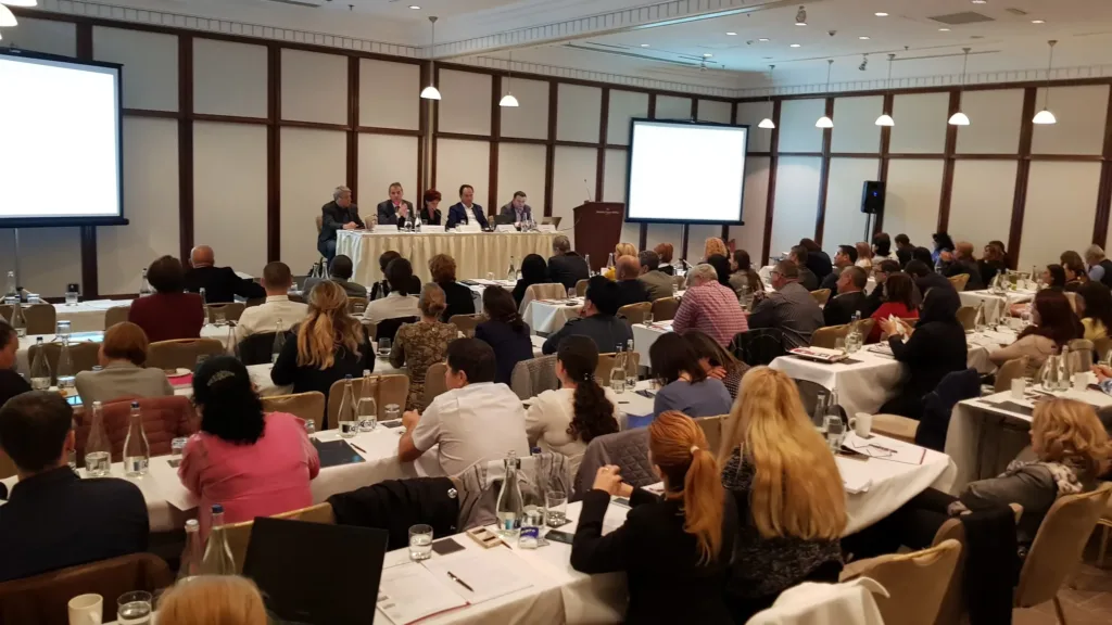 Fotografie de la Conferința Națională ATC Training, ediția din 29 septembrie 2017, Athénée Palace Hilton, sala Regina Maria (1 din 2)